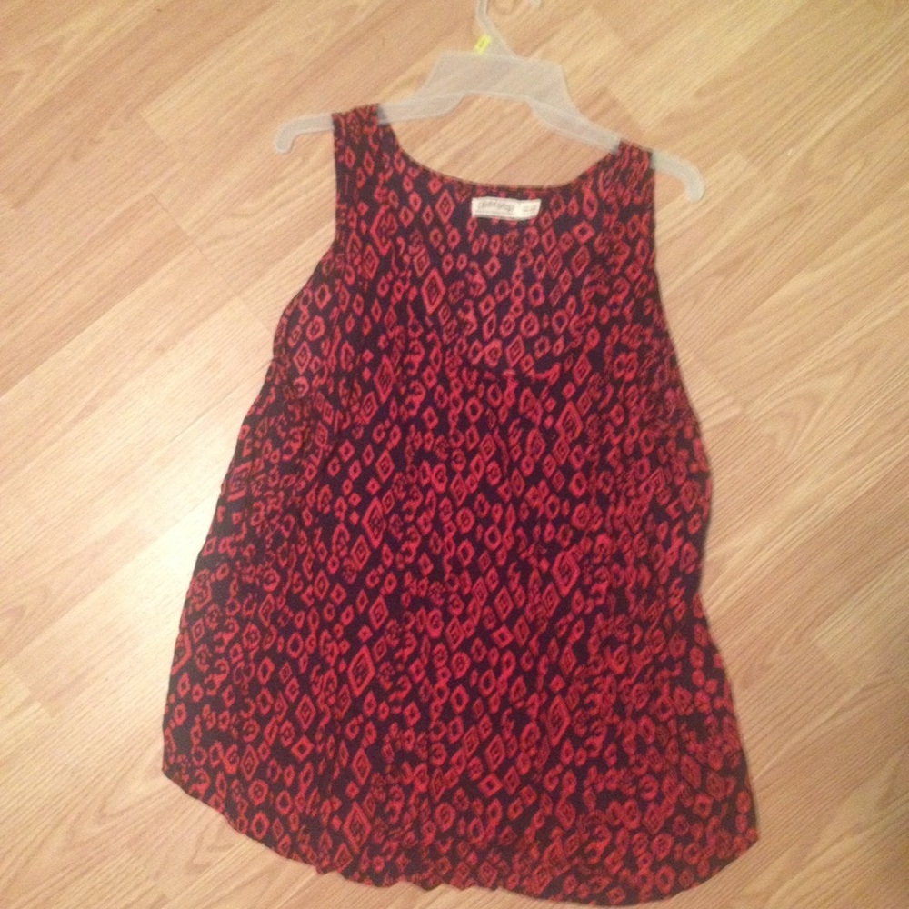 Faded Glory scoop neck sleeveless tribal print top